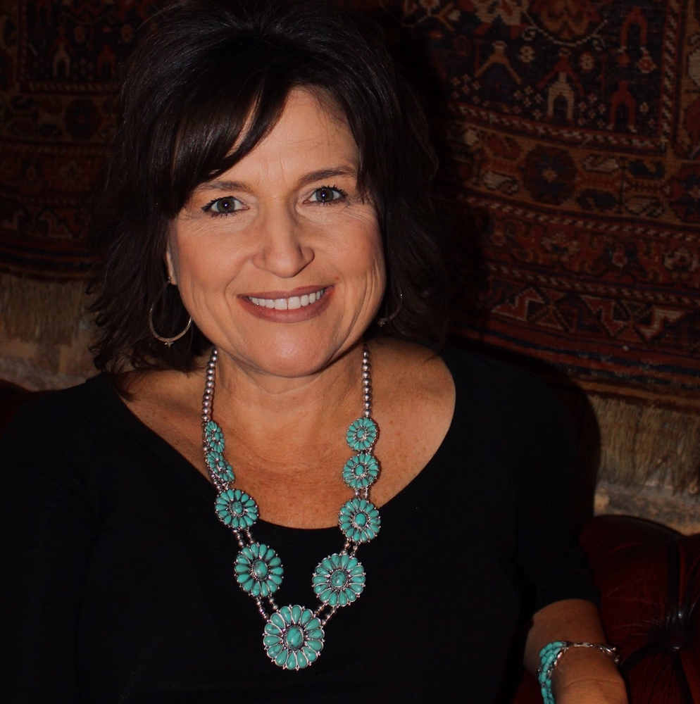 Meet your Posher, Stacy